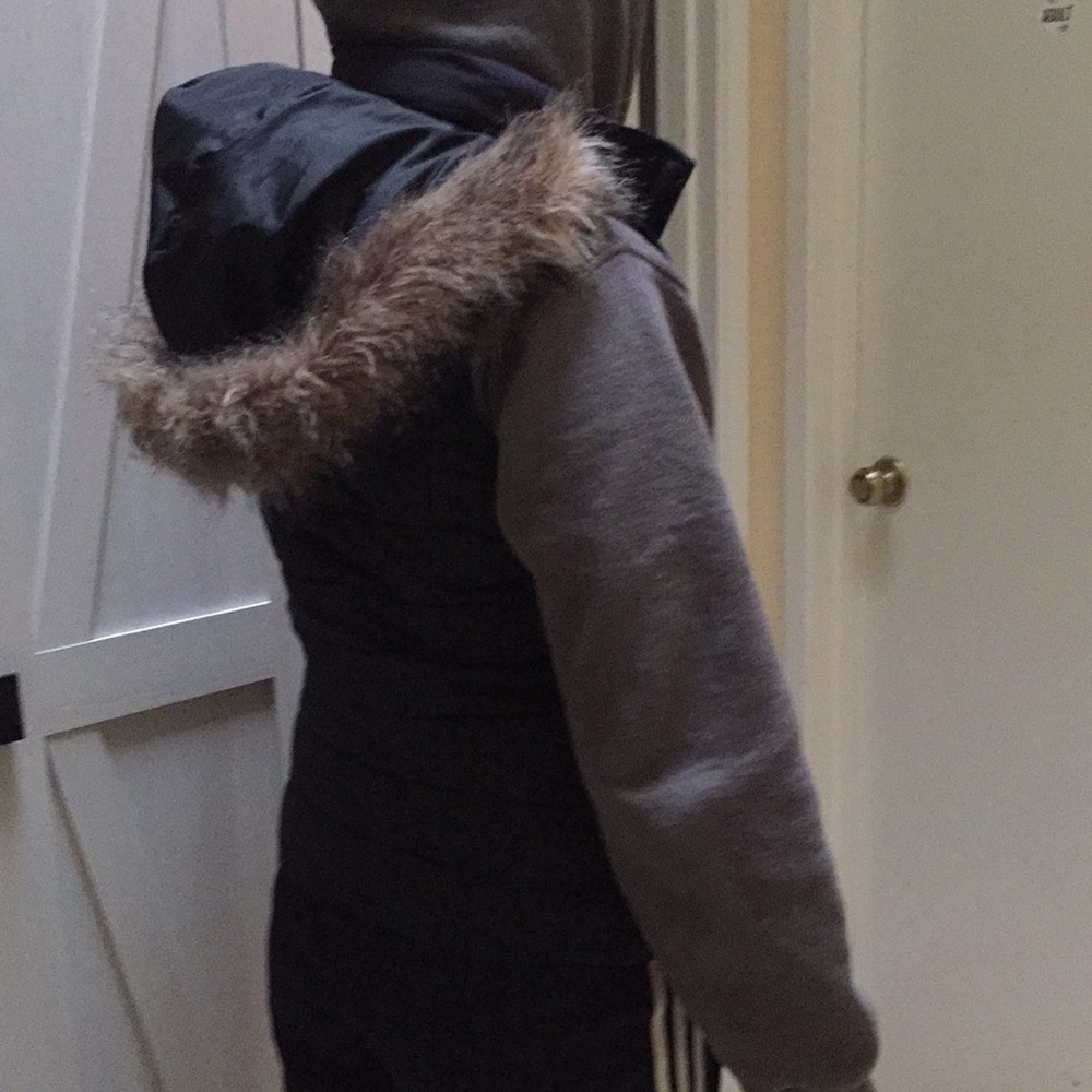 Banana Republic XXS fur hooded vest